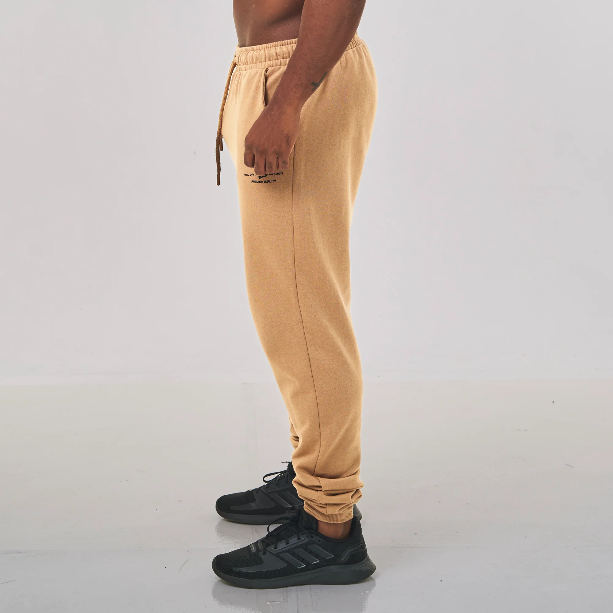 Calça Moletom Jogger Athletic Marrom - Image 3