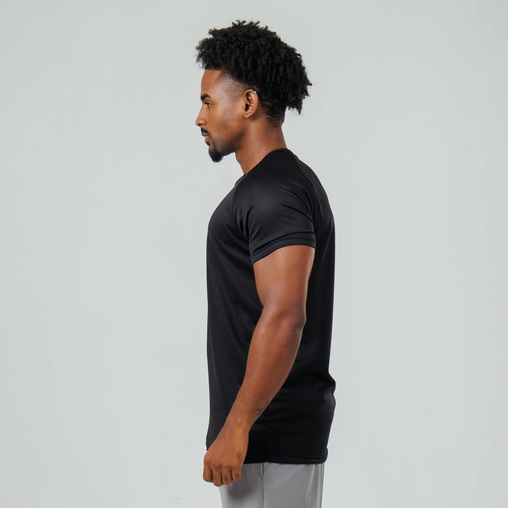 Camiseta Dry Fit Brasão Preto - Image 3