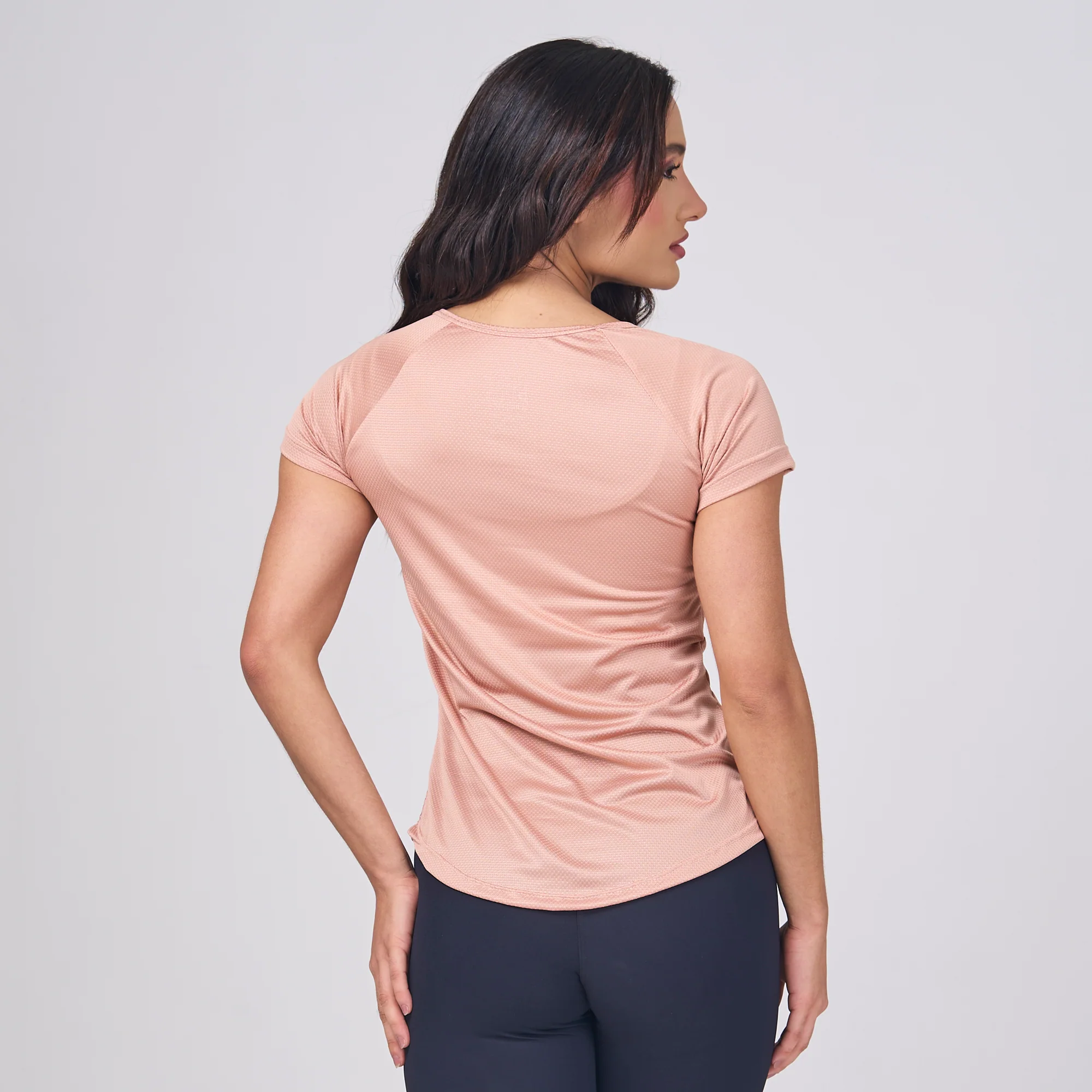 Camiseta Feminina Dry Fit Lobo Geométrico Marrom Cappuccino - Image 7