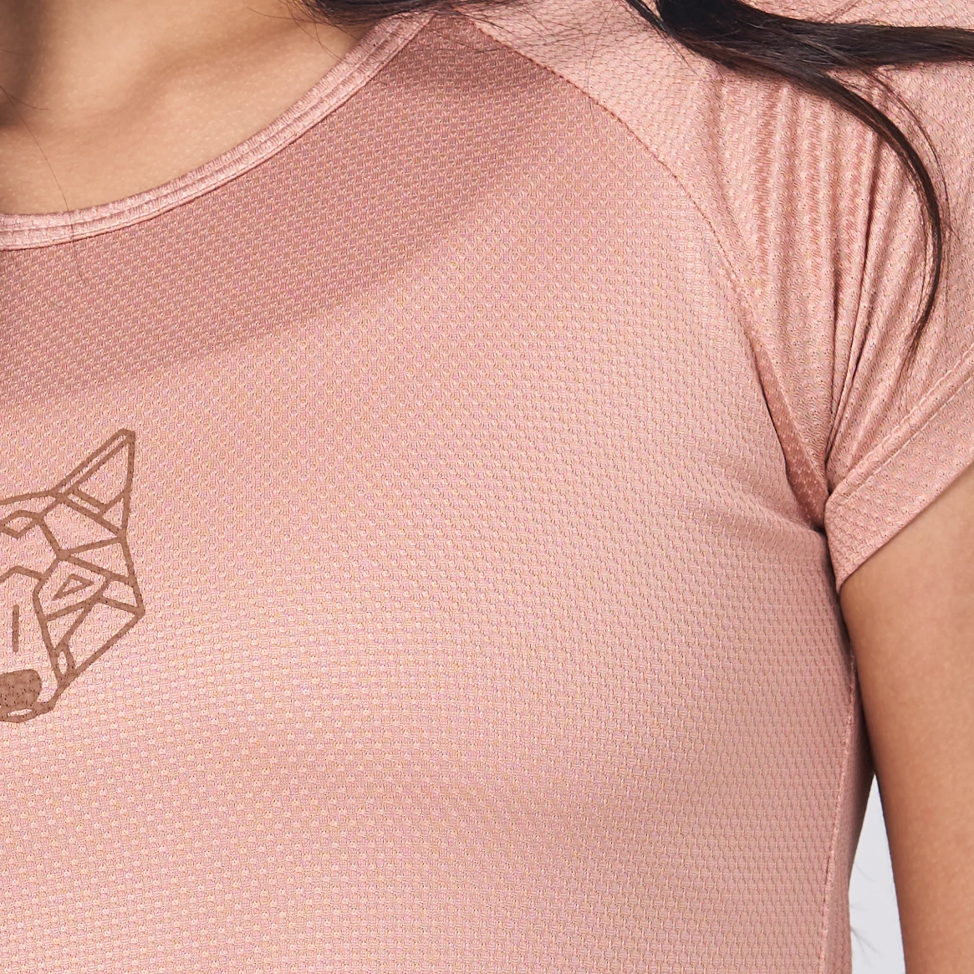 Camiseta Feminina Dry Fit Lobo Geométrico Marrom Cappuccino - Image 8