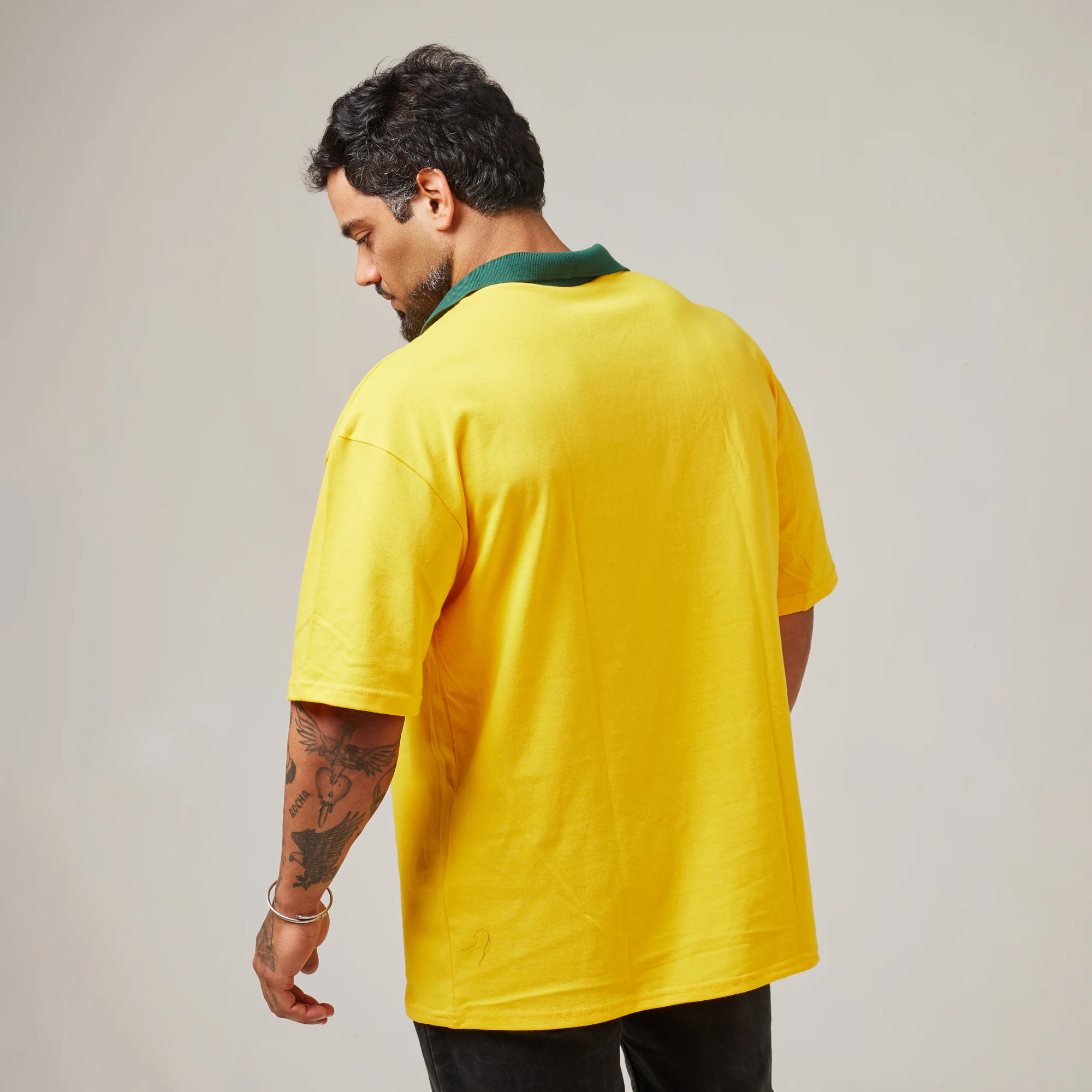 Camiseta Oversized Alpha Club Amarelo Clássico - Image 10