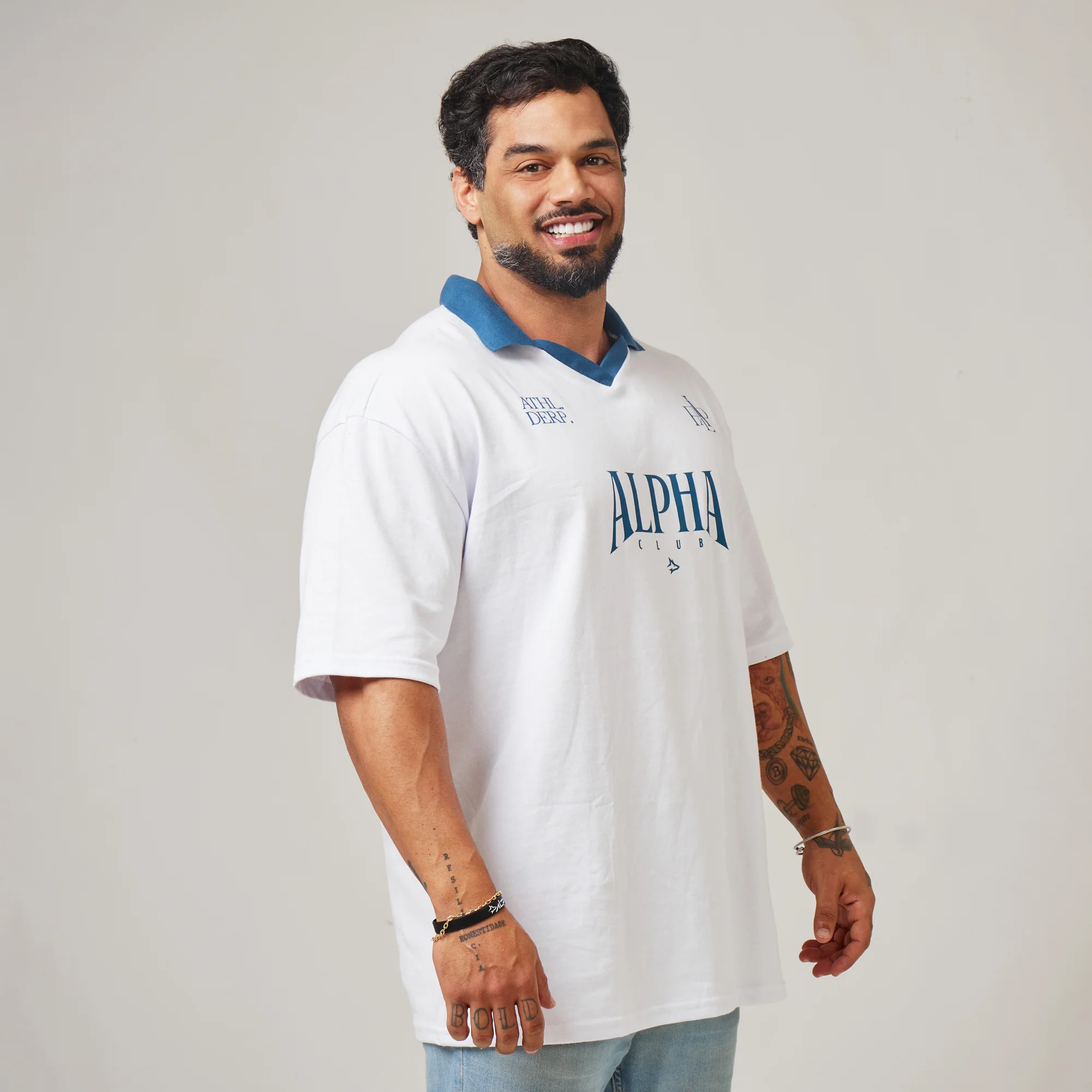 Camiseta Oversized Alpha Club Branco Origem - Image 3