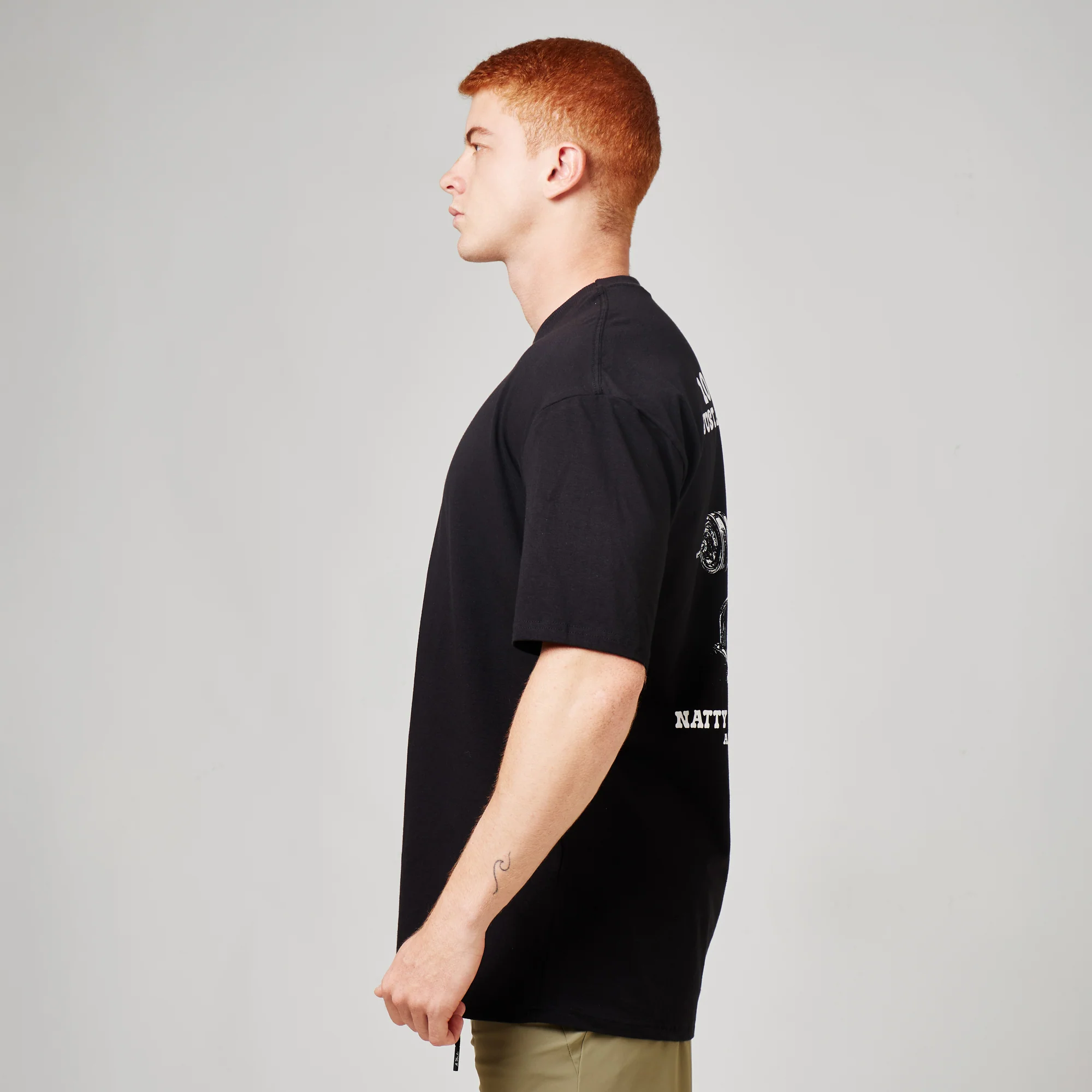 Camiseta Oversized Juice Preto - Image 7