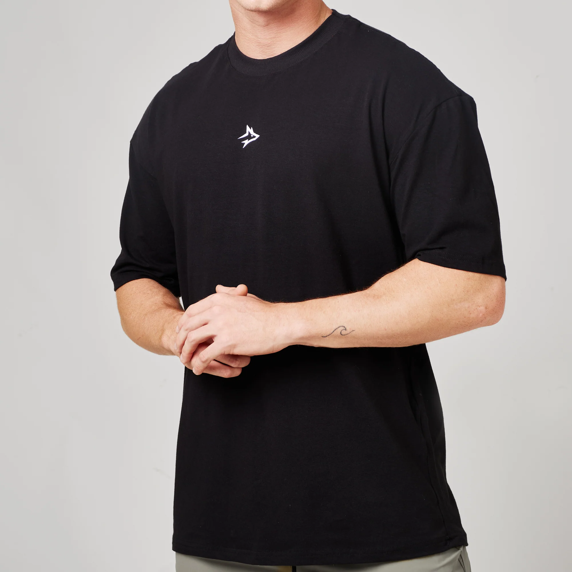 Camiseta Oversized Juice Preto - Image 8