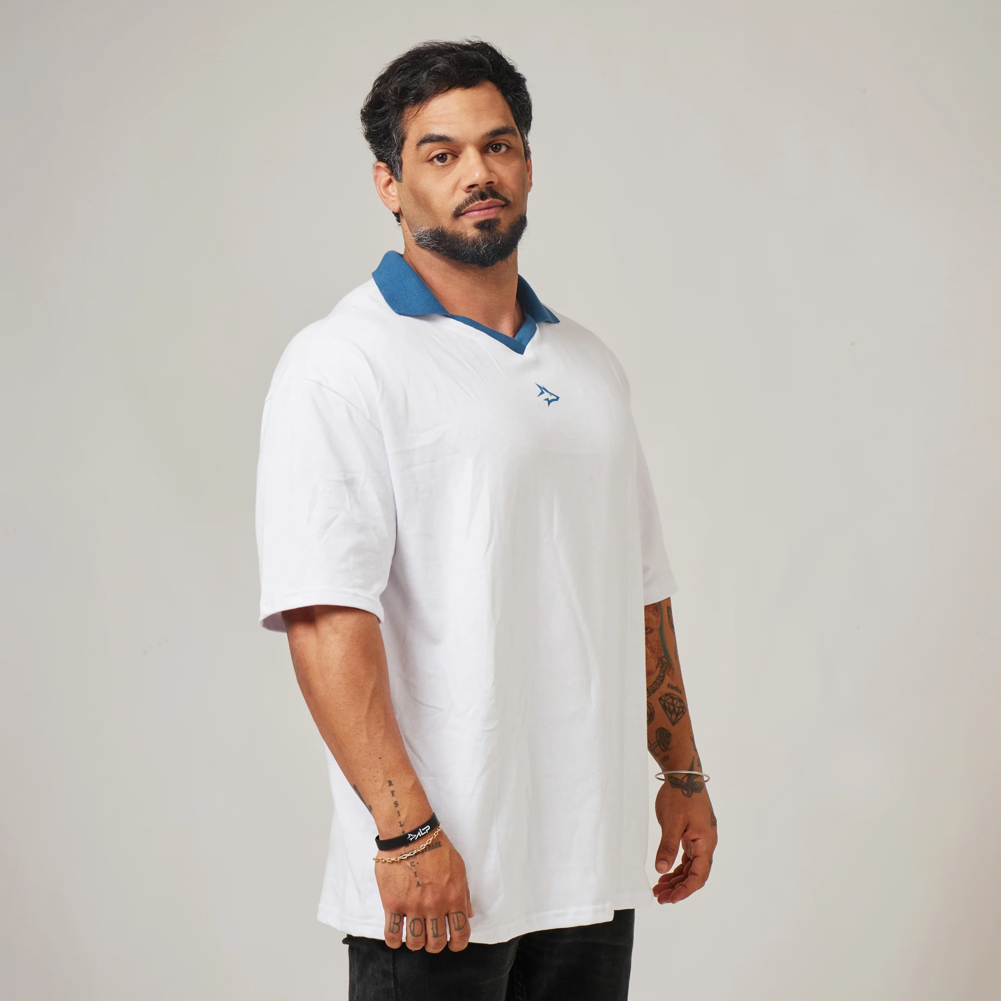 Camiseta Oversized Retrô Lupus Branco Origem - Image 5