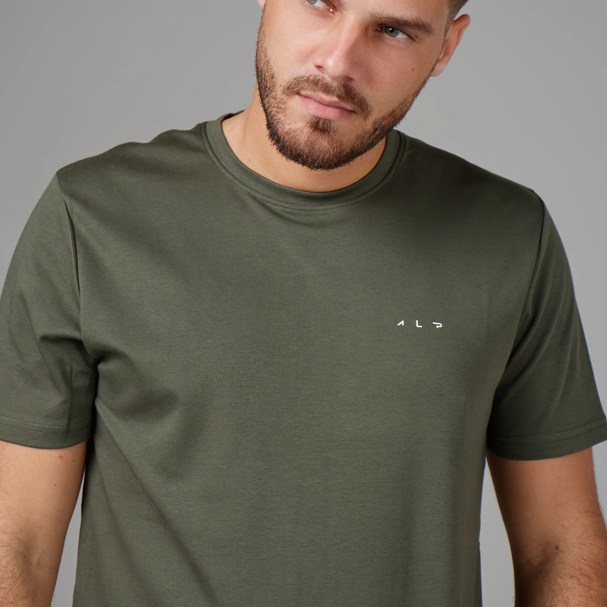 Camiseta Pima Urban Verde - Image 8