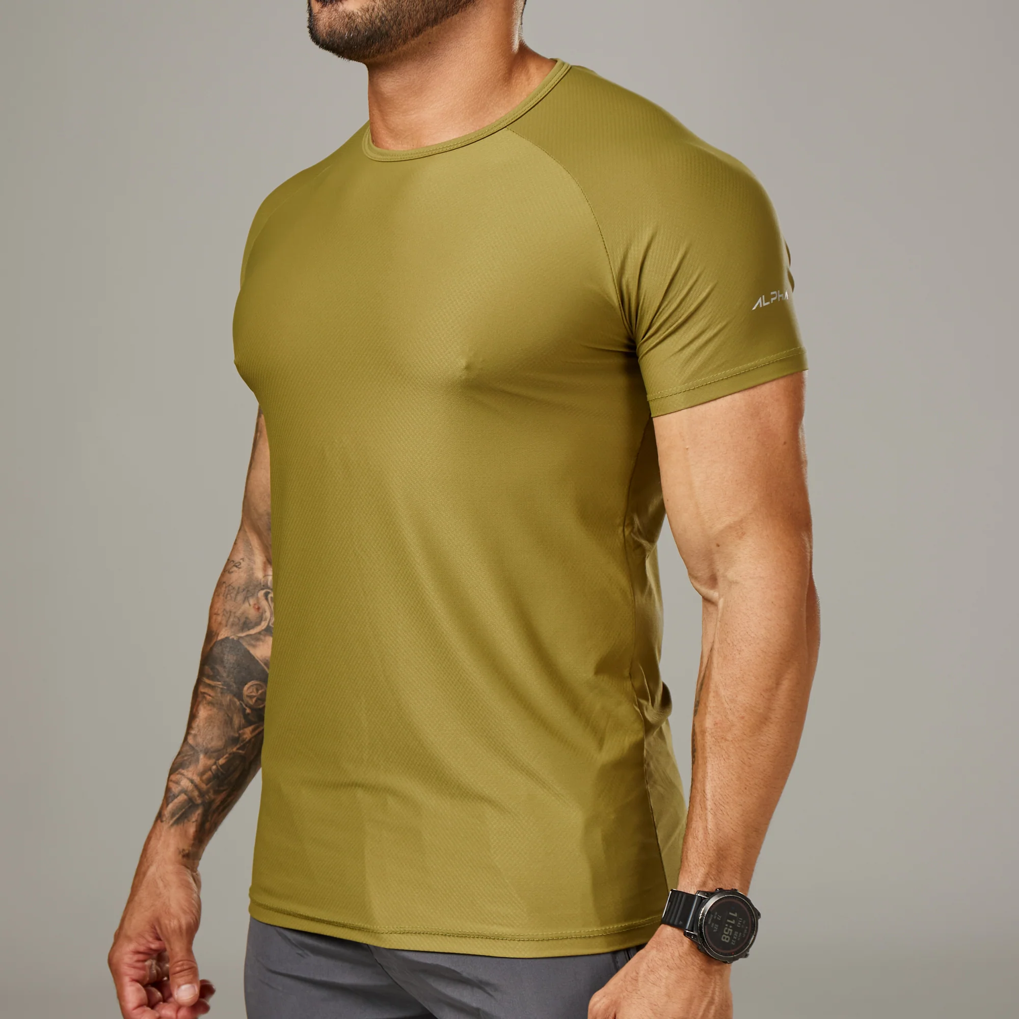Camiseta Poliamida Arm Fluid Verde Pinho - Image 4