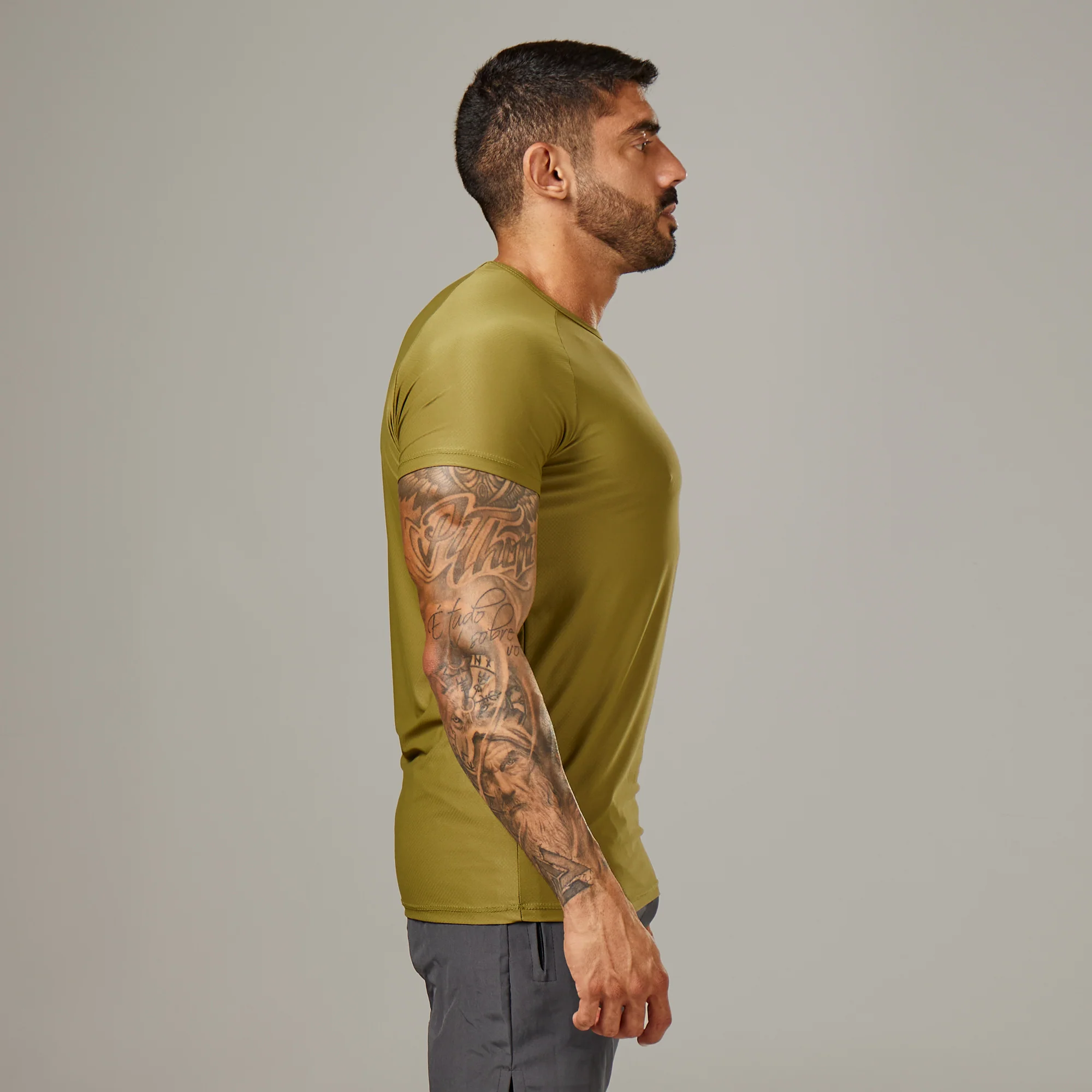 Camiseta Poliamida Arm Fluid Verde Pinho - Image 7