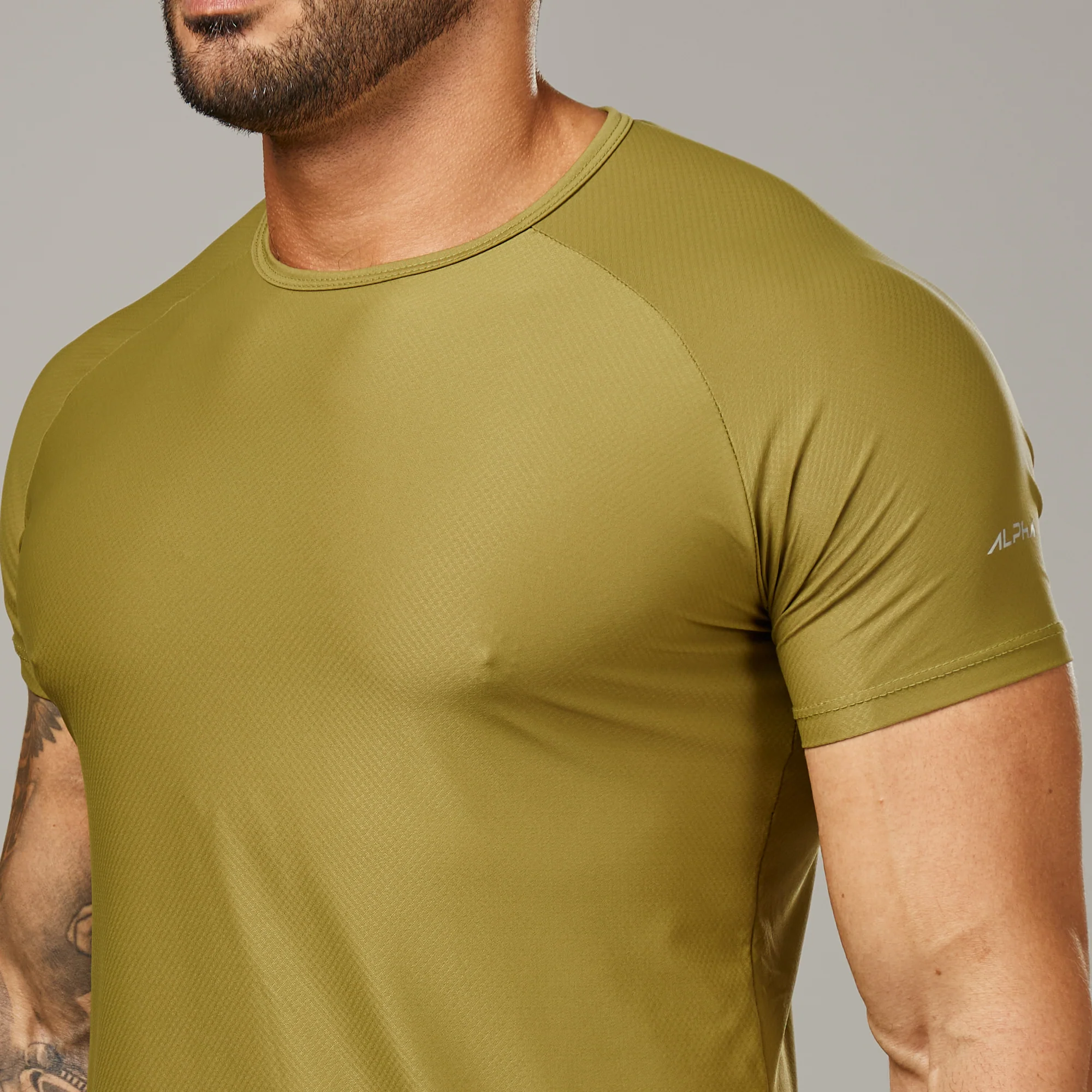 Camiseta Poliamida Arm Fluid Verde Pinho - Image 9