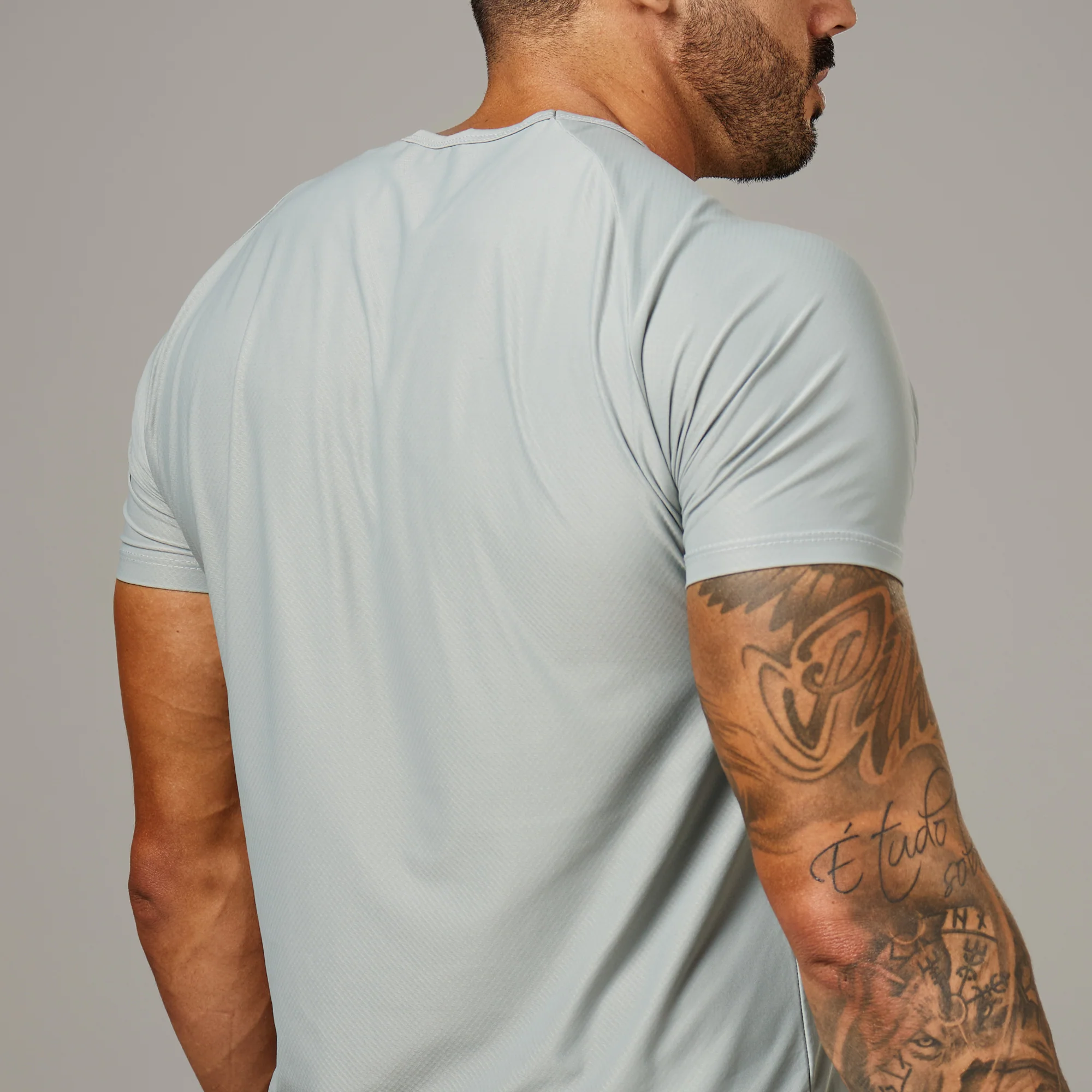 Camiseta Poliamida Arm Lupus Cinza Gelo - Image 6